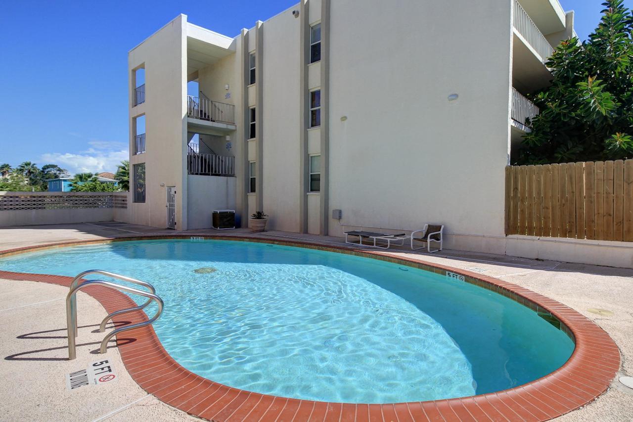 Fiesta Sol Condominiums جنوب جزيرة بادري المظهر الخارجي الصورة