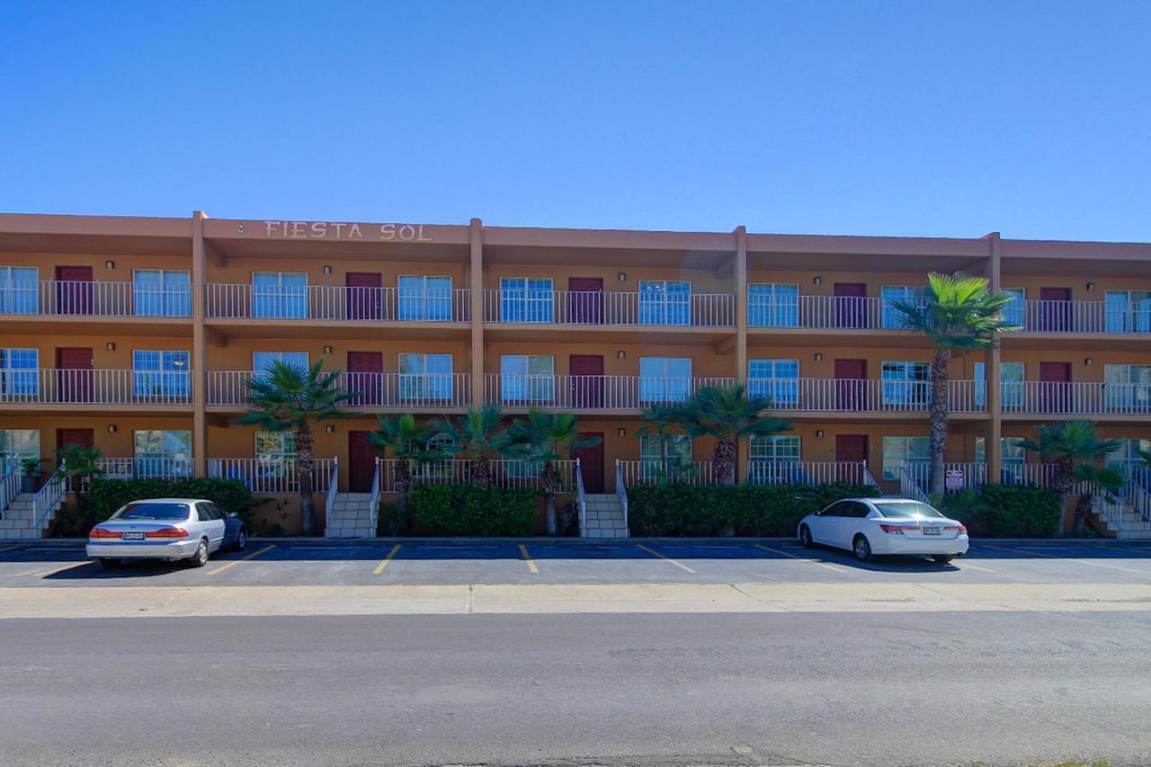 Fiesta Sol Condominiums جنوب جزيرة بادري المظهر الخارجي الصورة